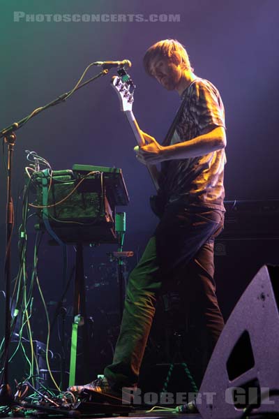 LITTLE DRAGON - 2010-11-23 - PARIS - Zenith - 